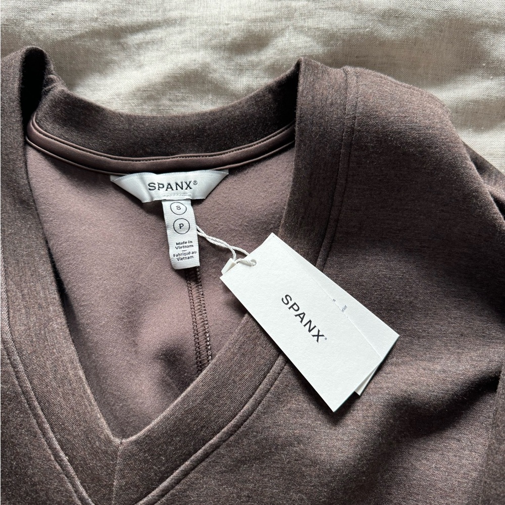 SPANX NWT Top - Picture 4 of 4